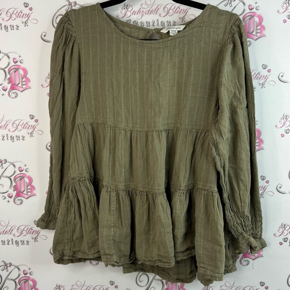 American eagle top tiered ruffle open back frilly Olive Green Women's Peplum Top